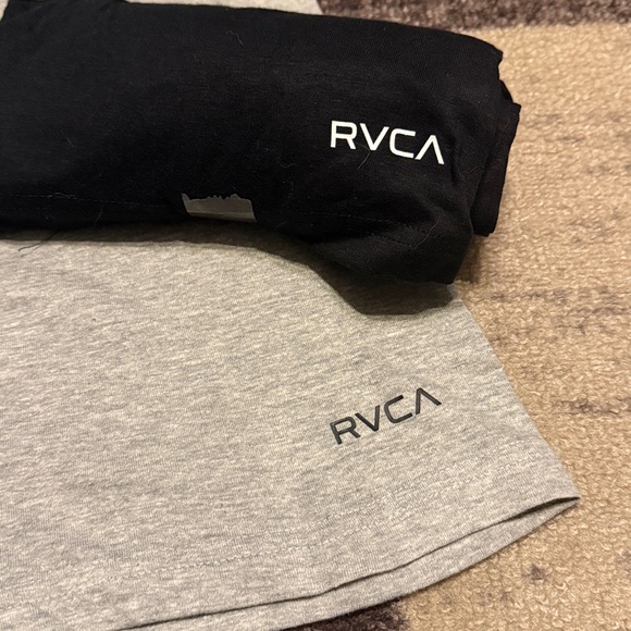 RVCA Heather Gray  and Black Men's Short Sleeve Tees - Picture 3 of 3